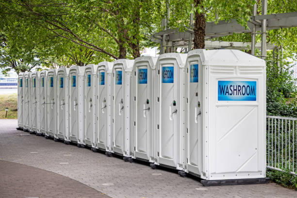 Best Affordable portable toilet rental  in Moore Haven, FL